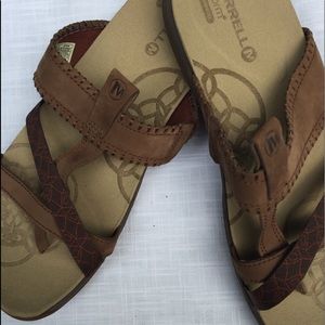 Merrill Sandals Brown Size 9